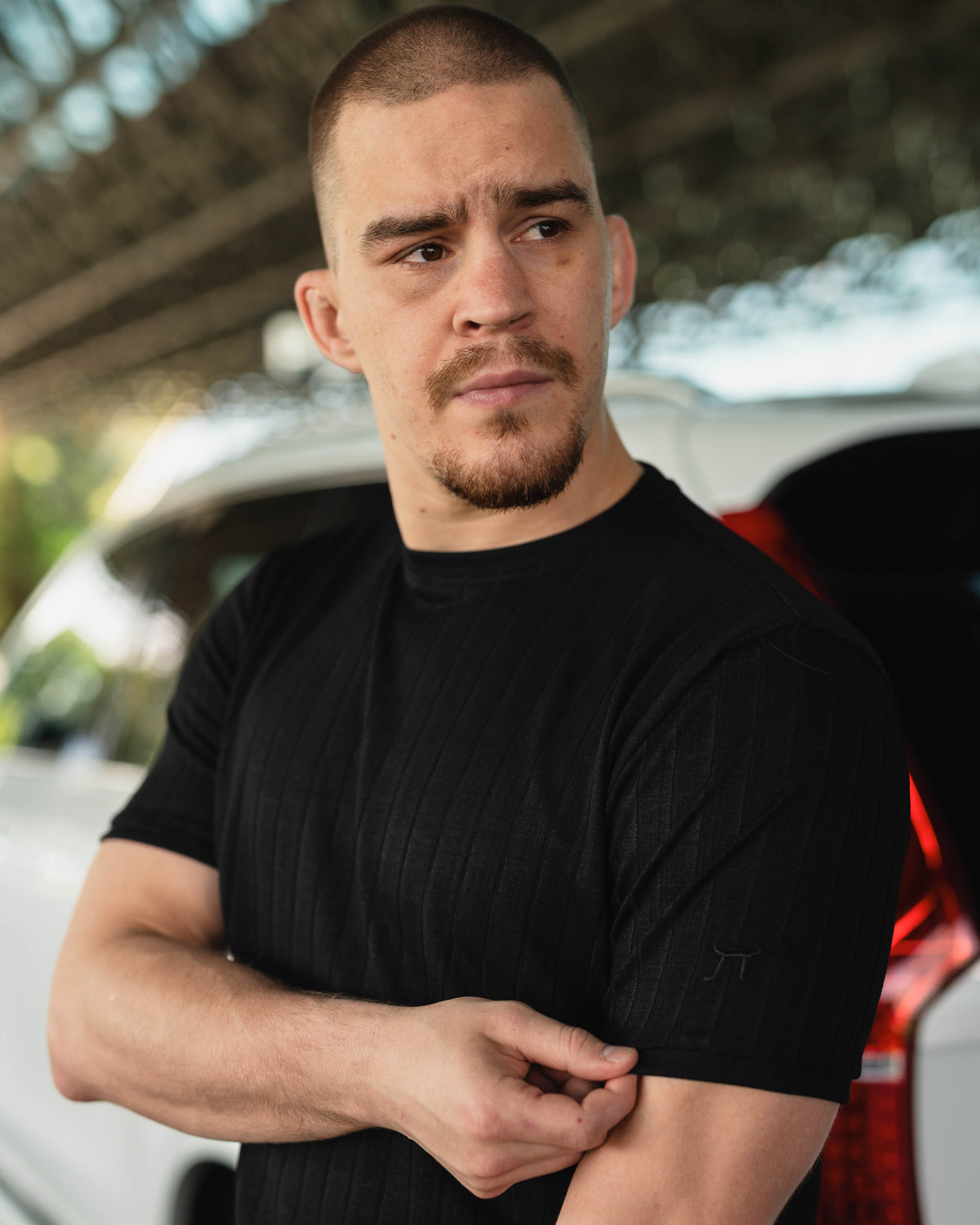 LAZARE™ AZUR LINES T-SHIRT - BLACK