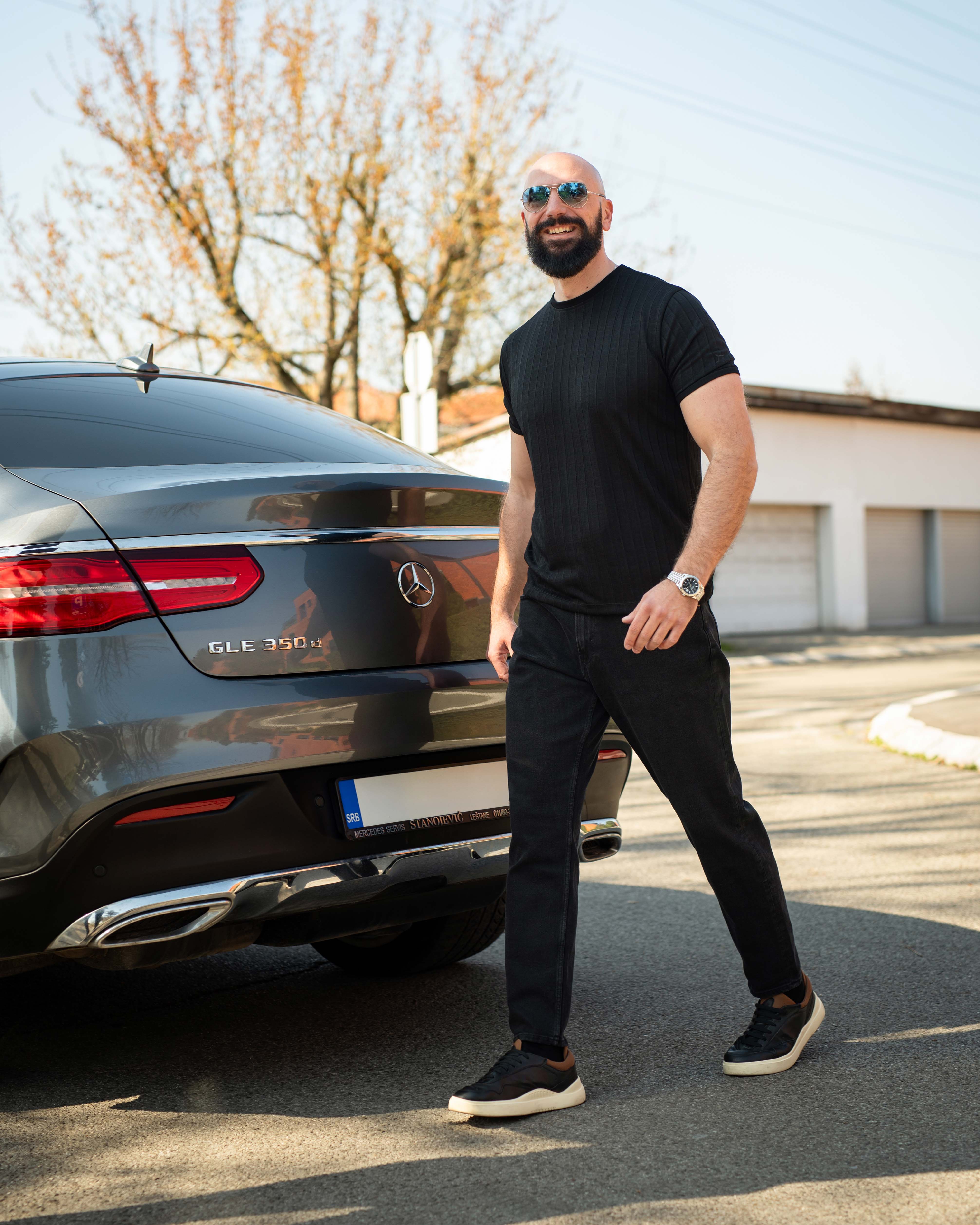 LAZARE™ CLASSIC JEANS - MAT BLACK