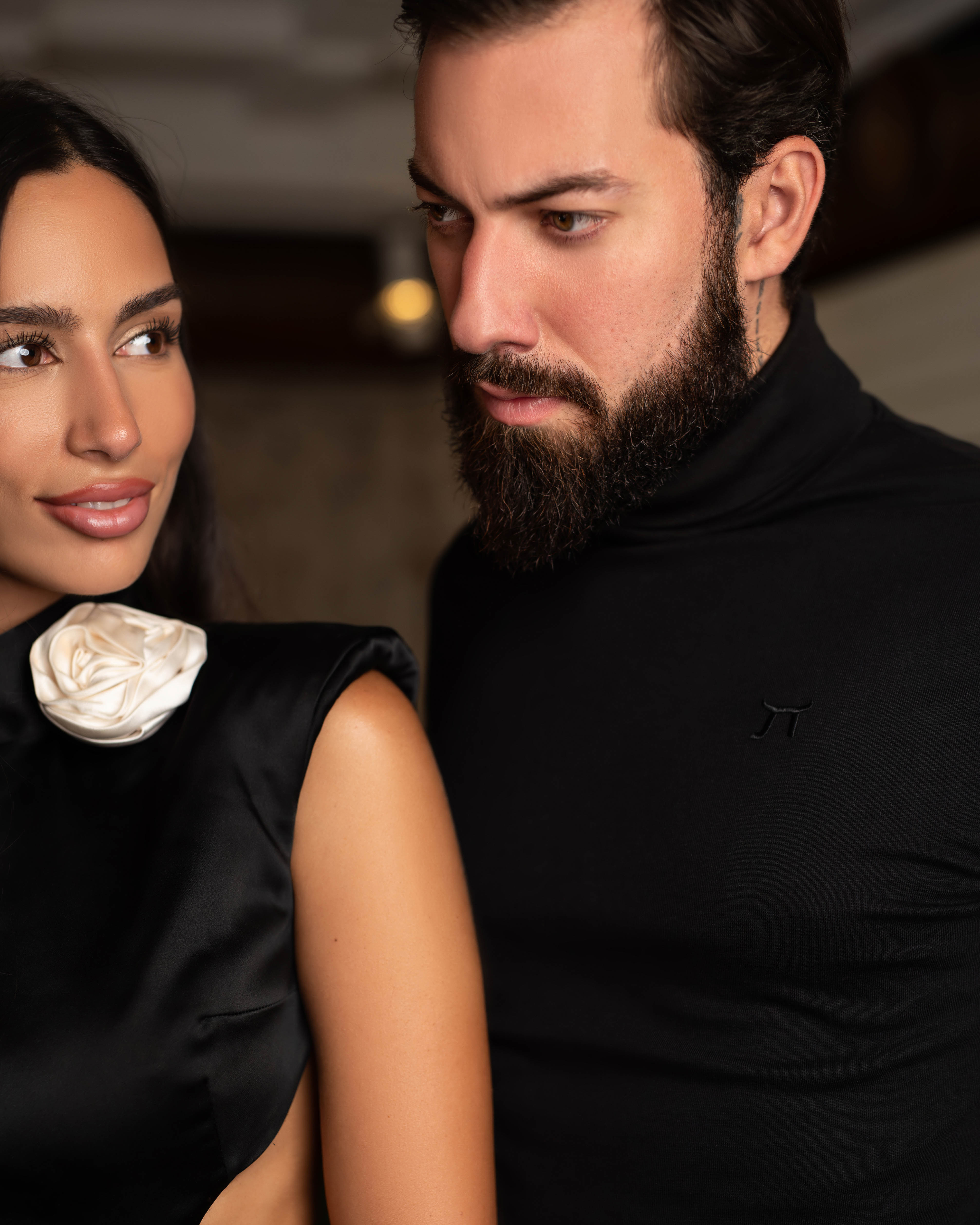 LAZARE™ ROLLNECK MAJESTÉ - BLACK – Lazare